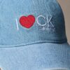 Șapcă din denim cu grafică „I Love Ck”