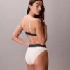Bikini cu talie înaltă, elastic, din microfiber, cu monogramă grafică Bikini cu talie înaltă, elastic, din microfiber, cu monogramă grafică