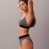 Bikini cu talie înaltă, elastic, din microfiber, cu monogramă grafică Bikini cu talie înaltă, elastic, din microfiber, cu monogramă grafică