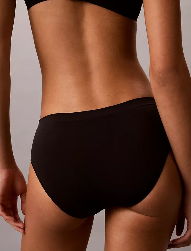 Bikini flexibil lipit Bikini flexibil lipit