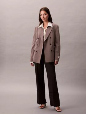 Blazer din amestec de gabardină de lână cu două rânduri de nasturi