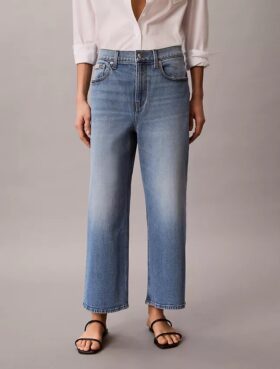 Blugi cropped cu picior larg