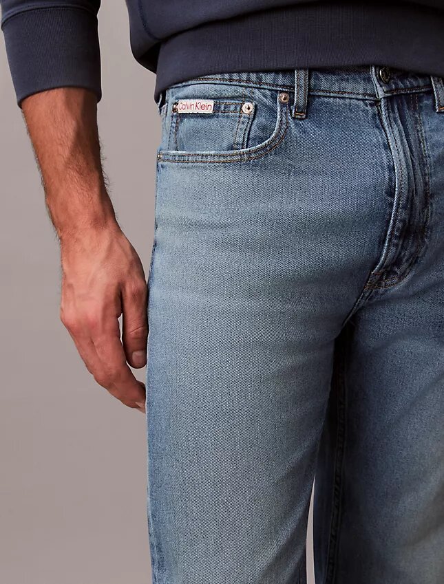 Blugi drepți standard Blugi drepți standard