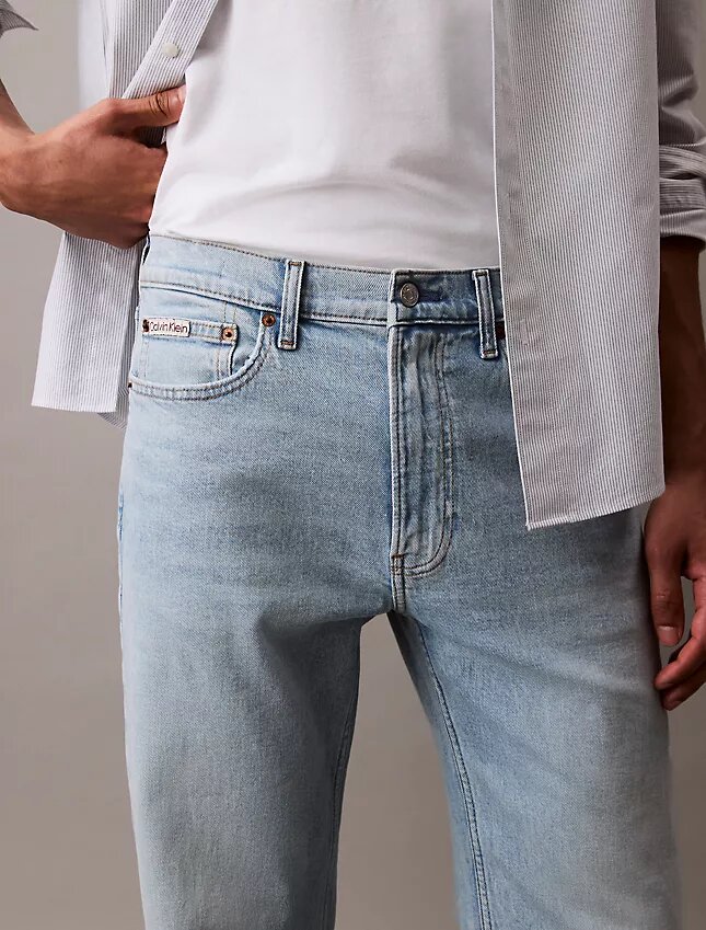 Blugi drepți standard Blugi drepți standard