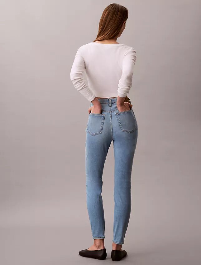 Blugi High Rise Skinny Blugi High Rise Skinny