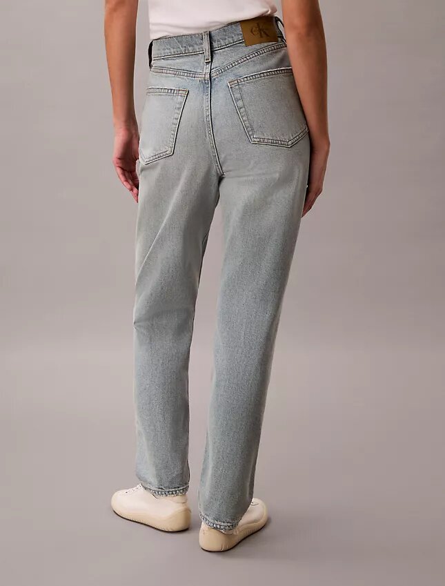Blugi Mom Fit Blugi Mom Fit
