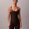 Body-ul minimalist din plasă până la jumătatea coapsei