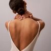 Body-ul minimalist din plasă până la jumătatea coapsei