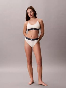 Bralette elastică din microfibră Unlined cu Monogram grafică, fără căptușeală Bralette elastică din microfibră Unlined cu Monogram grafică, fără căptușeală