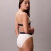 Bralette elastică din microfibră Unlined cu Monogram grafică, fără căptușeală Bralette elastică din microfibră Unlined cu Monogram grafică, fără căptușeală
