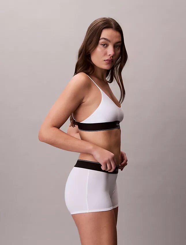 Bralette elastică din microfibră Unlined cu Monogram grafică, fără căptușeală Bralette elastică din microfibră Unlined cu Monogram grafică, fără căptușeală