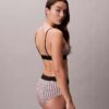 Bralette elastică din microfibră Unlined cu Monogram grafică, fără căptușeală Bralette elastică din microfibră Unlined cu Monogram grafică, fără căptușeală