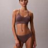 Bralette fără cusături din microfibră cu nervuri, ușor căptușită Bralette fără cusături din microfibră cu nervuri, ușor căptușită