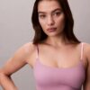 Bralette fără sârmă, ușor căptușită, din colecția Invisibles