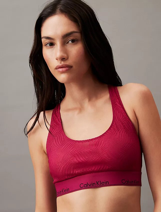 Bralette modernă Unlined din dantelă Bralette modernă Unlined din dantelă