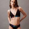 Bralette triunghiulară cu căptușeală ușoară Intense Power Pride