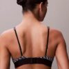 Bralette triunghiulară din microfiber elastic cu monogramă grafică, ușor căptușită