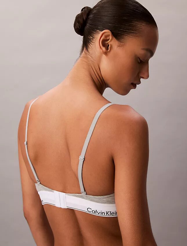 Bralette triunghiular ușor căptușit din bumbac și Modal, pentru perioada postoperatorie Bralette triunghiular ușor căptușit din bumbac și Modal, pentru perioada postoperatorie