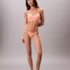 Bralette ușor căptușită, care se mulează pe corp Bralette ușor căptușită, care se mulează pe corp