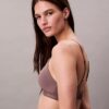 Bralette ușor căptușită, care se mulează pe corp