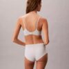 Bralette ușor căptușită, care se mulează pe corp