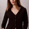 Cardigan slim din tricot fin cu nervuri, cu monogramă țesută