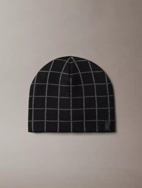 Căciulă din jacquard cu carouri