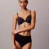 Chiloți cu talie înaltă, fără cusături, din material elastic Chiloți cu talie înaltă, fără cusături, din material elastic