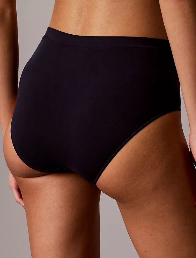 Chiloți cu talie înaltă, fără cusături, din material elastic Chiloți cu talie înaltă, fără cusături, din material elastic