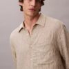 Cămașă relaxată cu nasturi, cu dungi vopsite în fir și textură șifonată