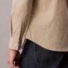 Cămașă slim fit cu dungi și nasturi