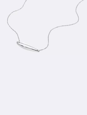Colier cu contur sculptural