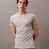 Cotton Classics Set de 3 tricouri cu guler în V și croială clasică Cotton Classics Set de 3 tricouri cu guler în V și croială clasică