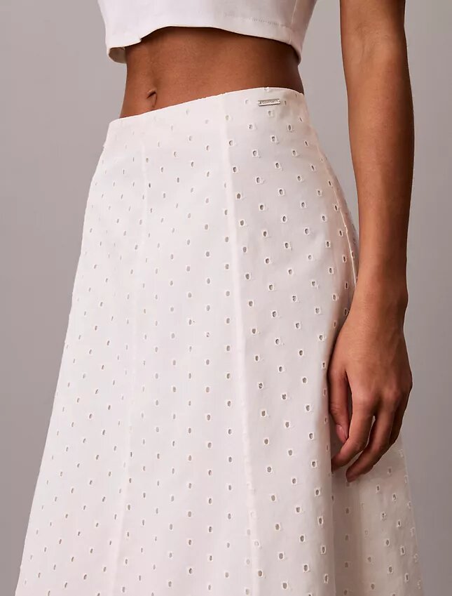 Fustă midi cu broderie Fustă midi cu broderie