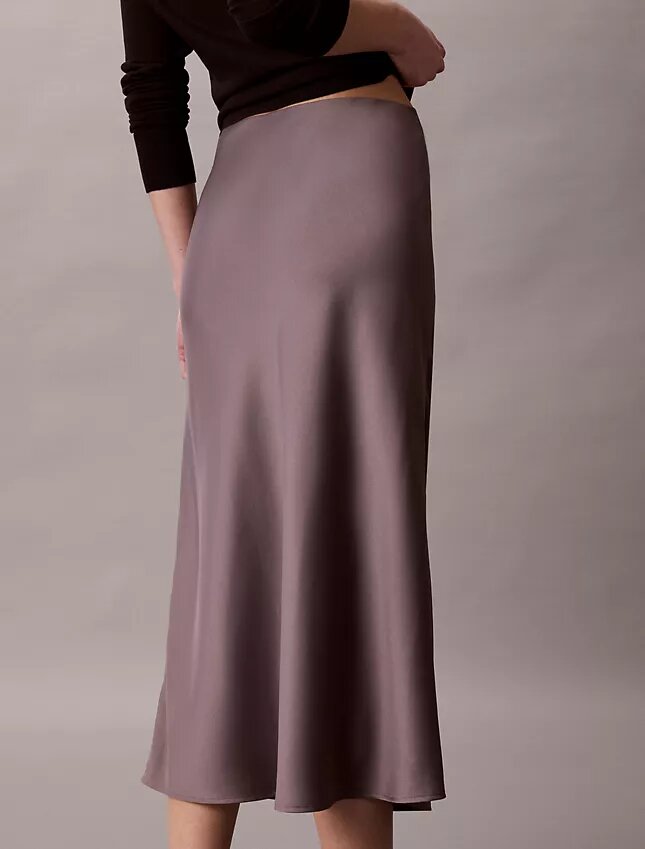 Fustă midi din satin Fustă midi din satin