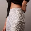 Fustă midi din satin șifonat cu imprimeu Fustă midi din satin șifonat cu imprimeu