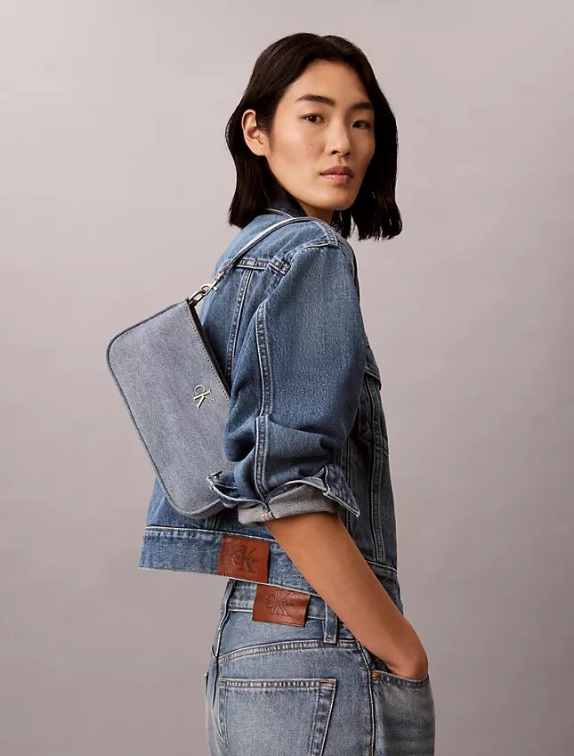 Geantă de umăr convertibilă din denim cu logo Geantă de umăr convertibilă din denim cu logo