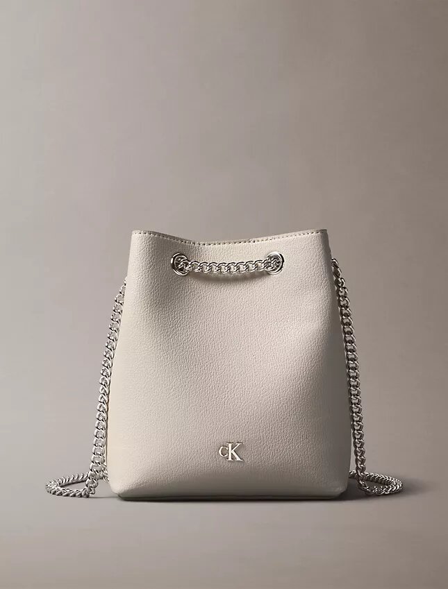 Geantă tip sac cu monogramă minimalistă Geantă tip sac cu monogramă minimalistă