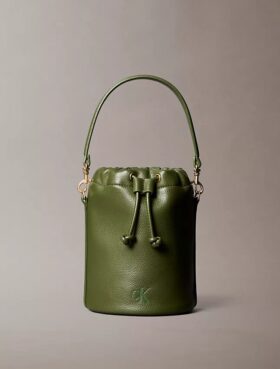 Geantă tip sac cu textură granulată