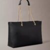 Geantă tote cu curea din lanț și accesorii metalice Geantă tote cu curea din lanț și accesorii metalice