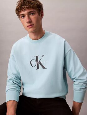 Hanorac relaxat din material frotir premium cu logo Monogram Hanorac relaxat din material frotir premium cu logo Monogram