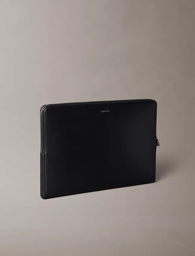 Husă pentru laptop cu logo în relief Husă pentru laptop cu logo în relief