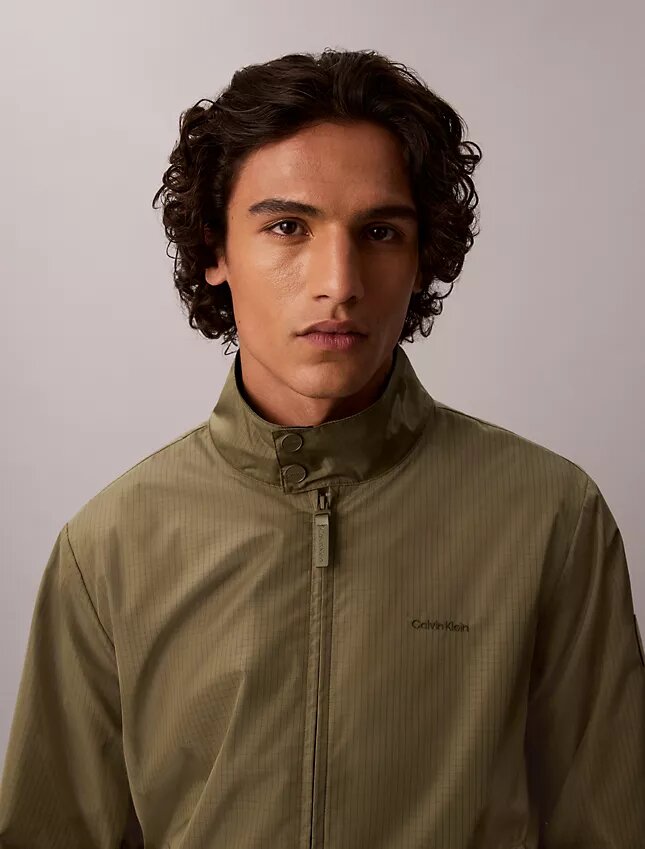 Jachetă bomber din nailon cu model în carouri Jachetă bomber din nailon cu model în carouri