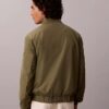 Jachetă bomber din nailon cu model în carouri Jachetă bomber din nailon cu model în carouri