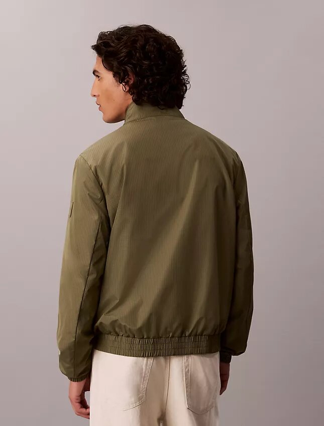 Jachetă bomber din nailon cu model în carouri Jachetă bomber din nailon cu model în carouri
