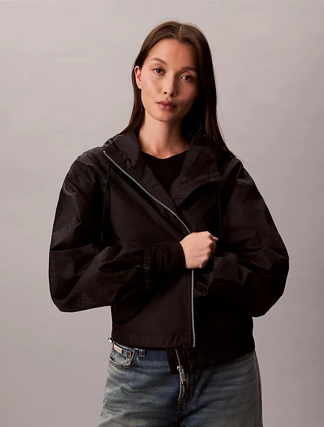 Jachetă de vânt cu logo jacquard Jachetă de vânt cu logo jacquard