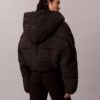 Jachetă matlasată cu închidere încrucișată Jachetă matlasată cu închidere încrucișată