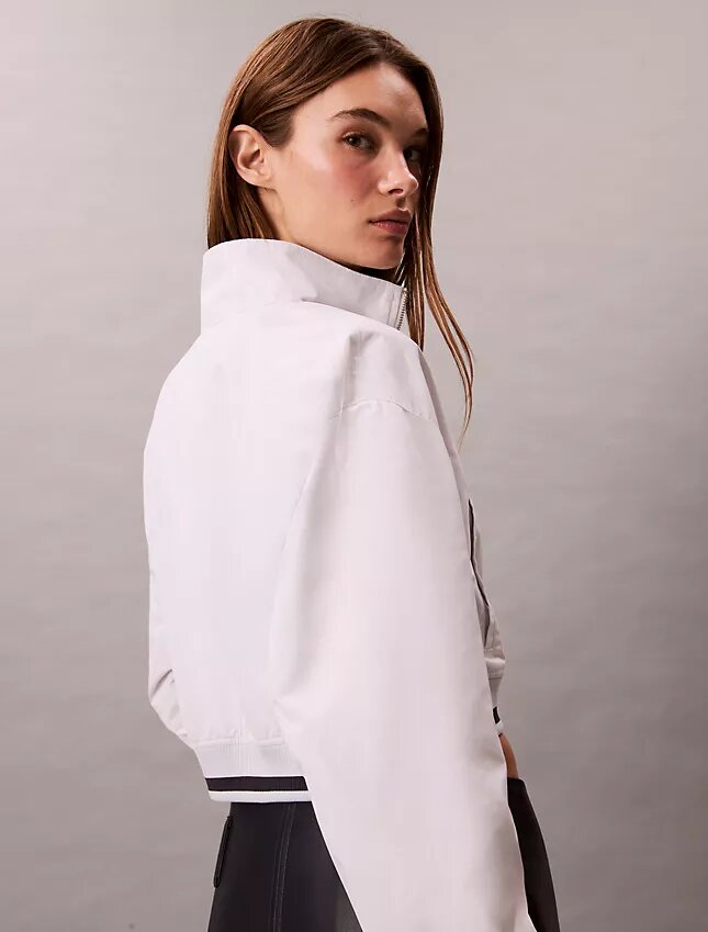 Jachetă sport cropped, țesută, cu croială lejeră Jachetă sport cropped, țesută, cu croială lejeră
