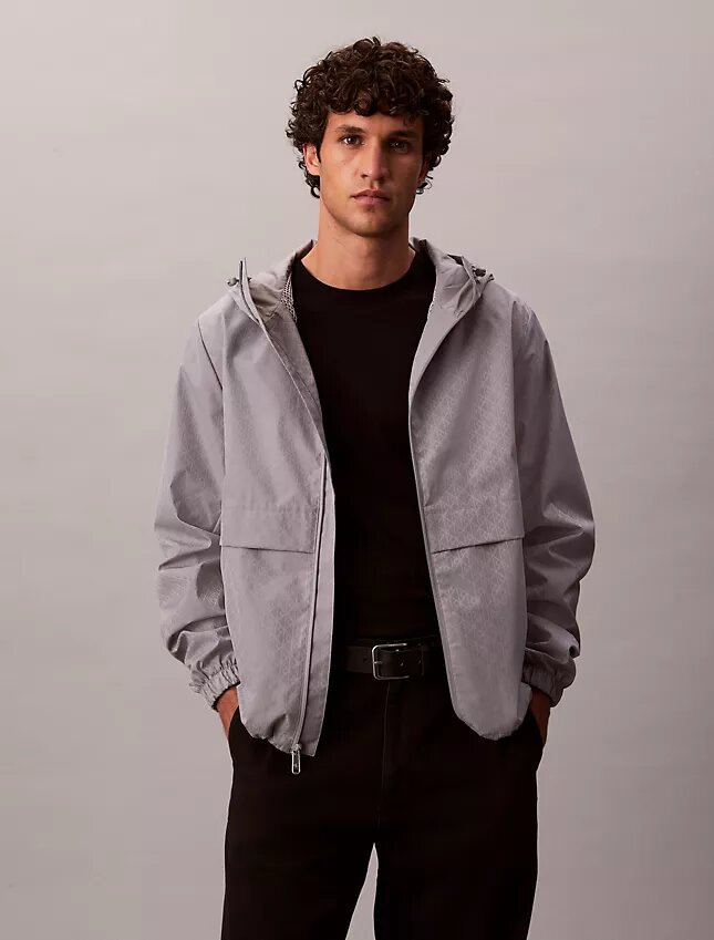 Jachetă windbreaker cu logo pe toată suprafața Jachetă windbreaker cu logo pe toată suprafața