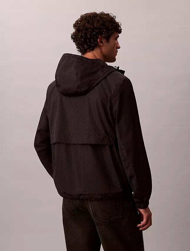 Jachetă windbreaker cu logo pe toată suprafața Jachetă windbreaker cu logo pe toată suprafața